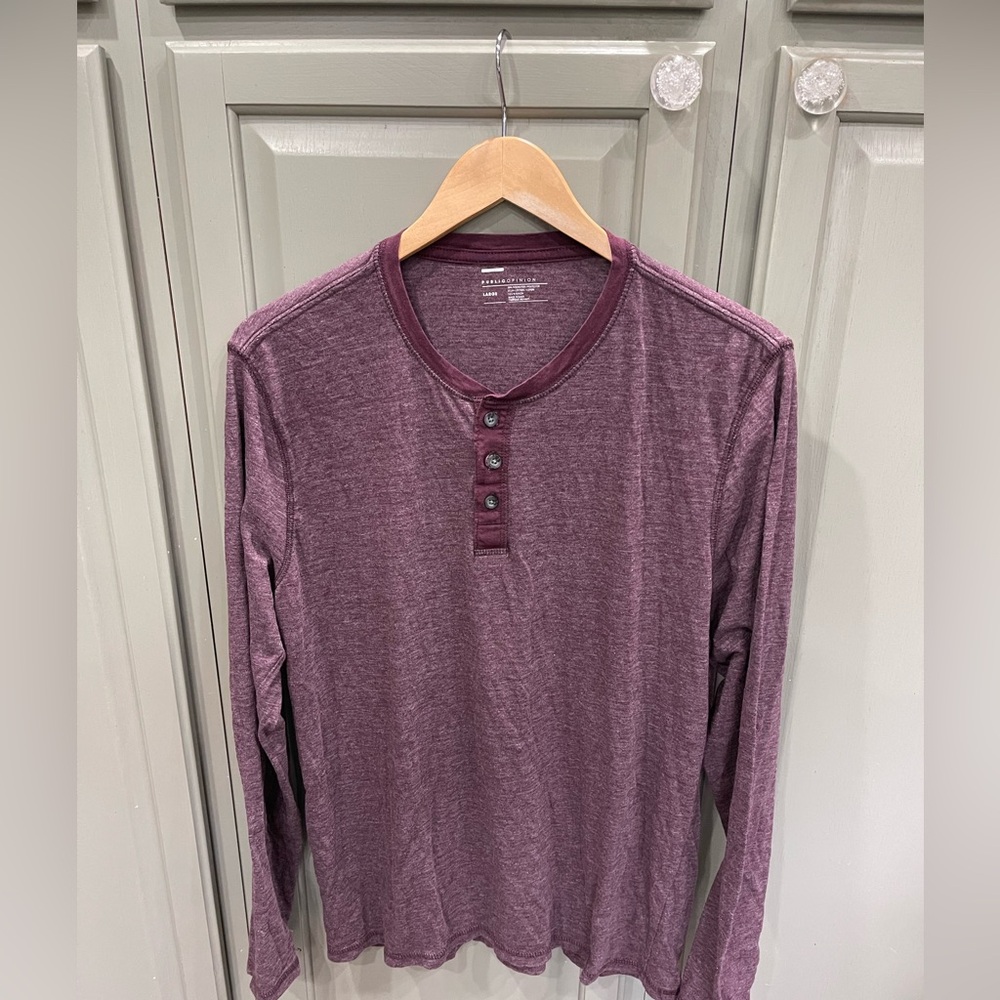 Public opinion men’s long sleeve large